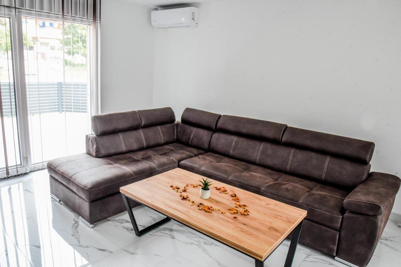 Luxury Villa M&B Tuzla Exterior photo