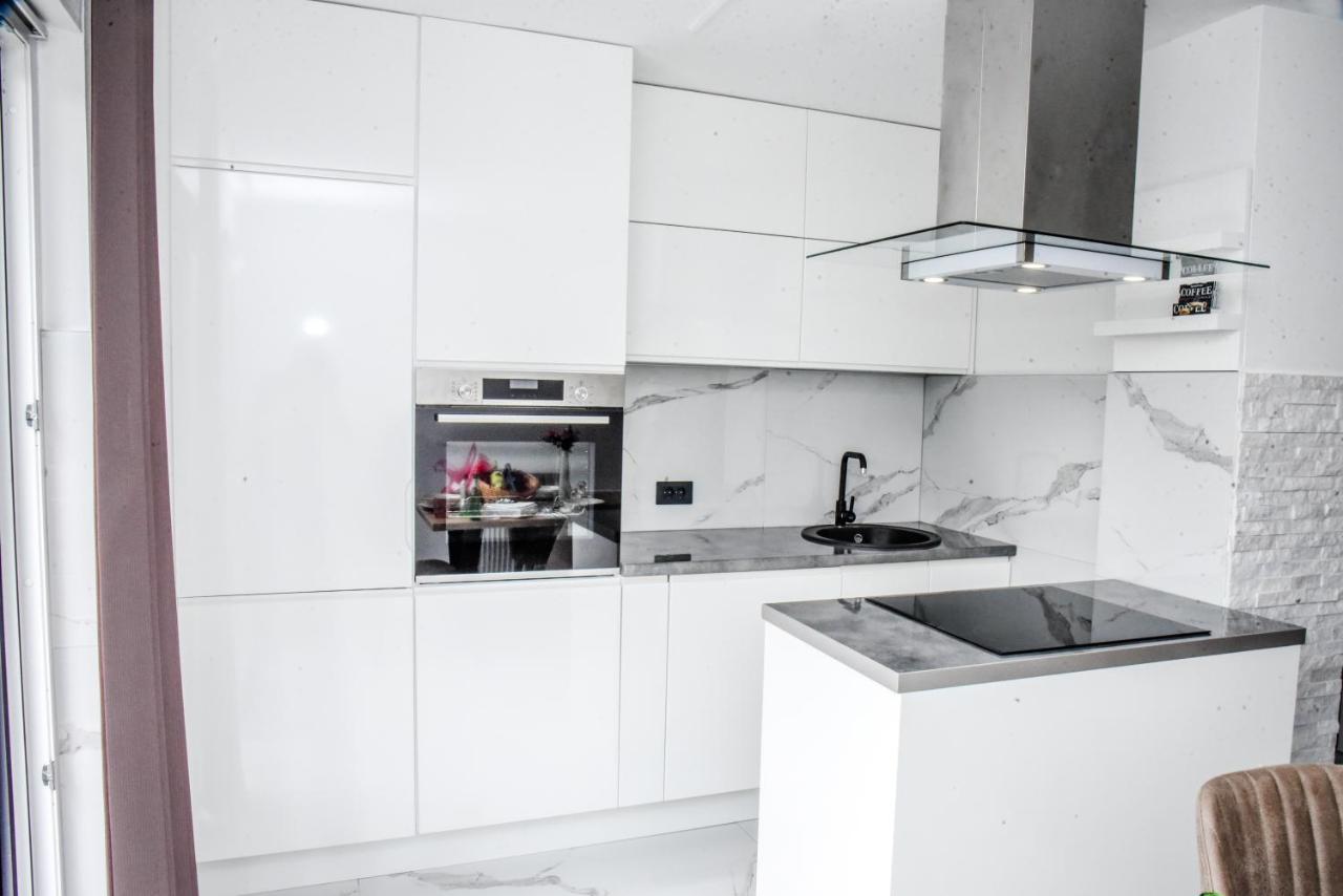Luxury Villa M&B Tuzla Exterior photo